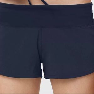 Navy blue lululemon, speed Up shorts, size 10, 2.5.